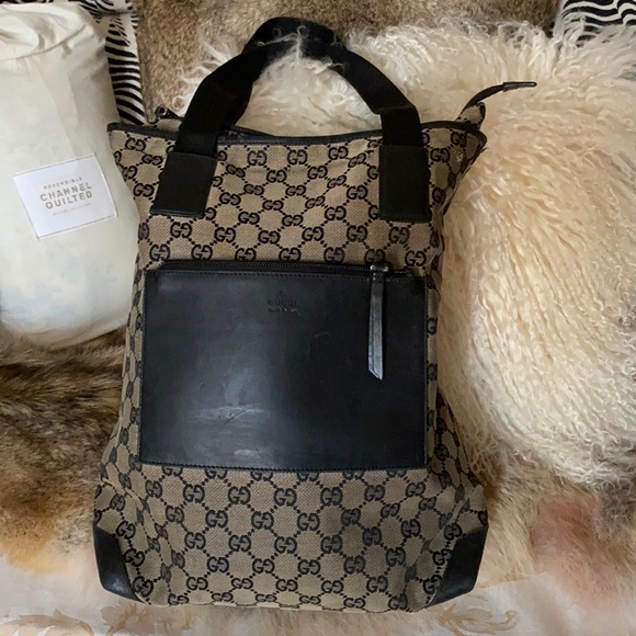 Gucci Handbags - Vintage Gucci canvas tote shoulder bag